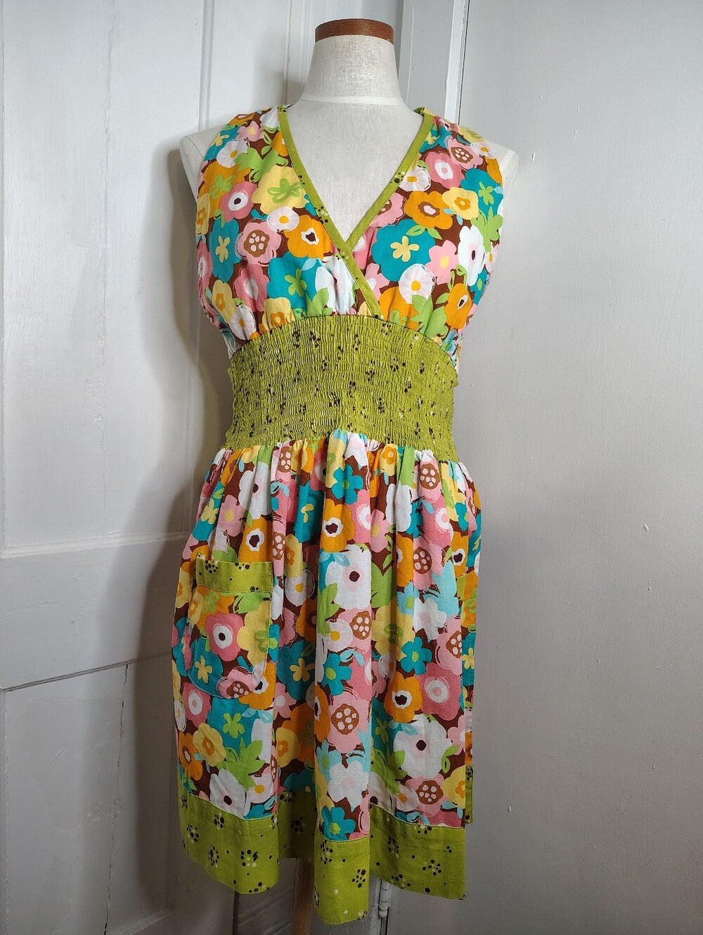 ASD Living 1960s Vintage Inspired Floral Print Designer Apron Womens 34" Long